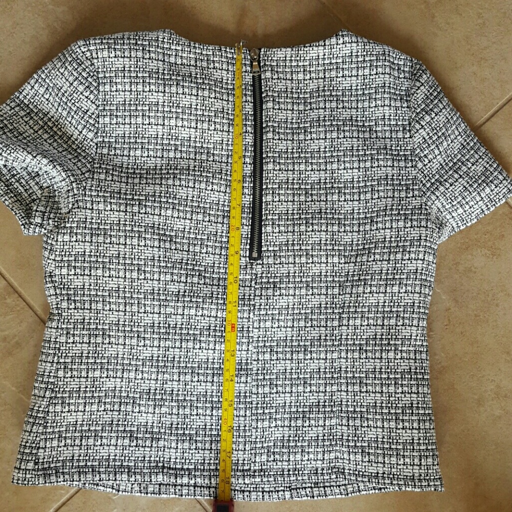 Express Top - Picture 3 of 3